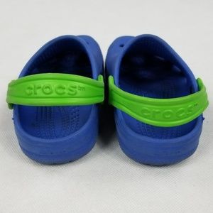shrek crocs size 11
